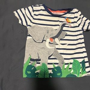 2t graphic t shirt